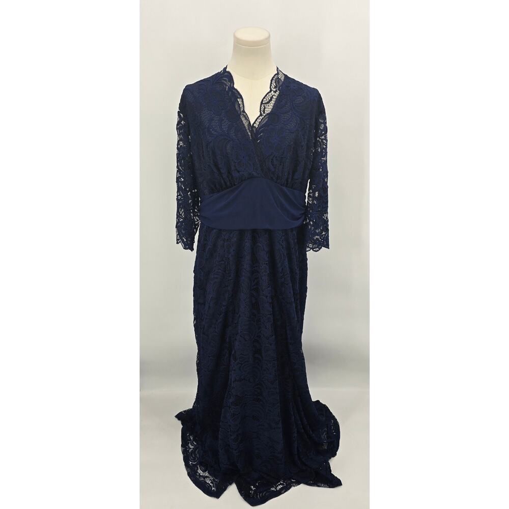 Kiyonna Whimsigoth Screen Siren Lace Evening Gown – Nocturnal Navy